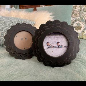 Black abstract picture frame set